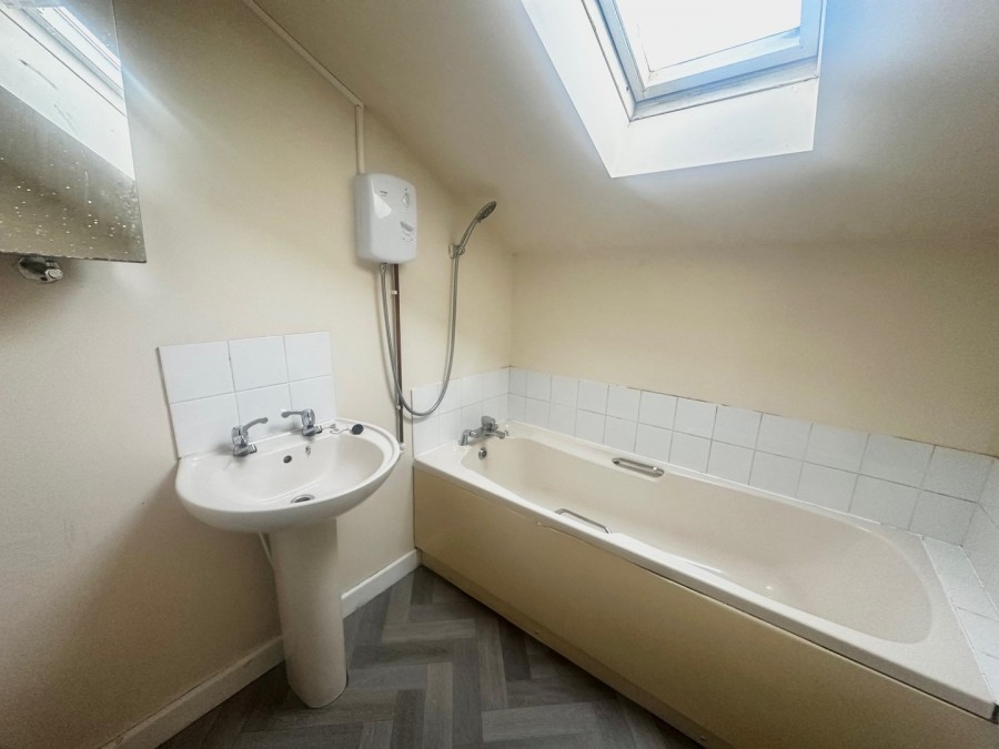 Images for East Parade, Keighley, West Yorkshire EAID:3030449609 BID:4216801