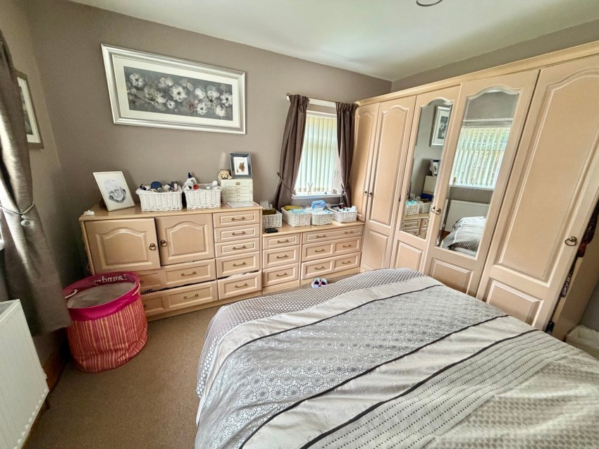 Images for Oakworth, Keighley, West Yorkshire EAID:3030449609 BID:4216801