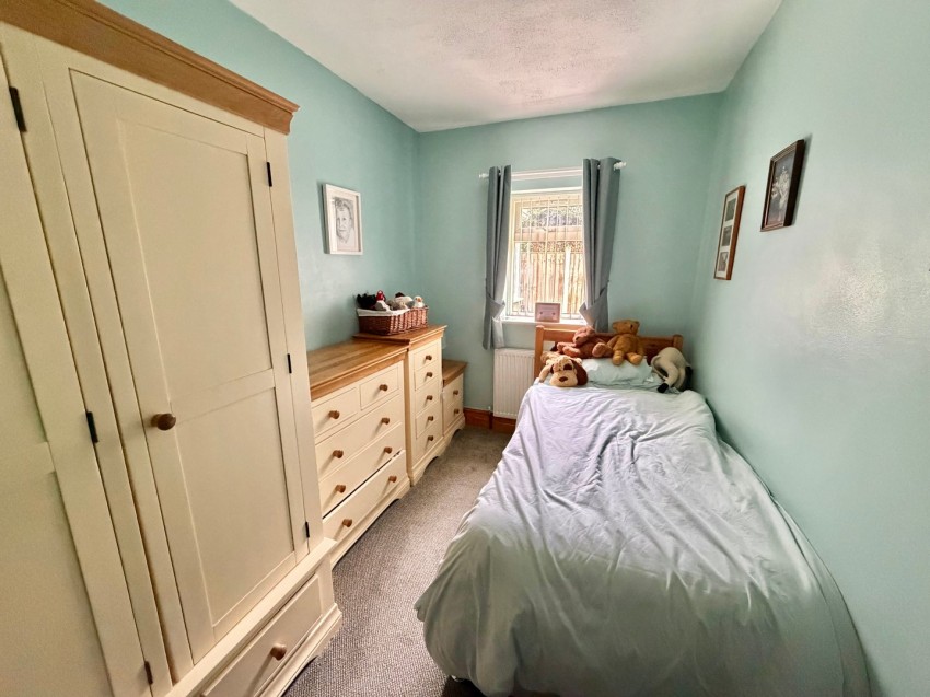 Images for Oakworth, Keighley, West Yorkshire EAID:3030449609 BID:4216801