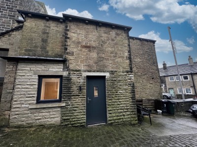Cross Roads, Keighley - EAID:3030449609, BID:4216801