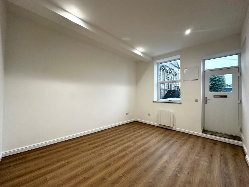 Images for Cross Roads, Keighley EAID:3030449609 BID:4216801