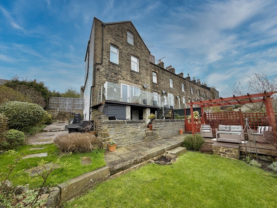 Images for Oakworth, Keighley, West Yorkshire EAID:3030449609 BID:4216801