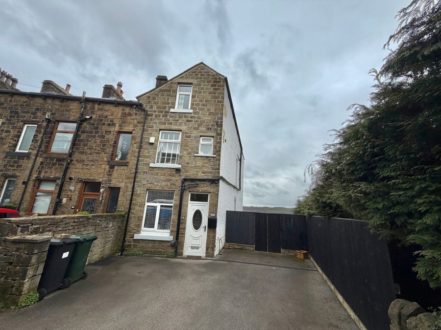 Images for Oakworth, Keighley, West Yorkshire EAID:3030449609 BID:4216801