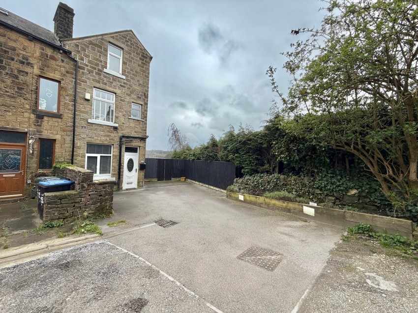 Images for Oakworth, Keighley, West Yorkshire EAID:3030449609 BID:4216801