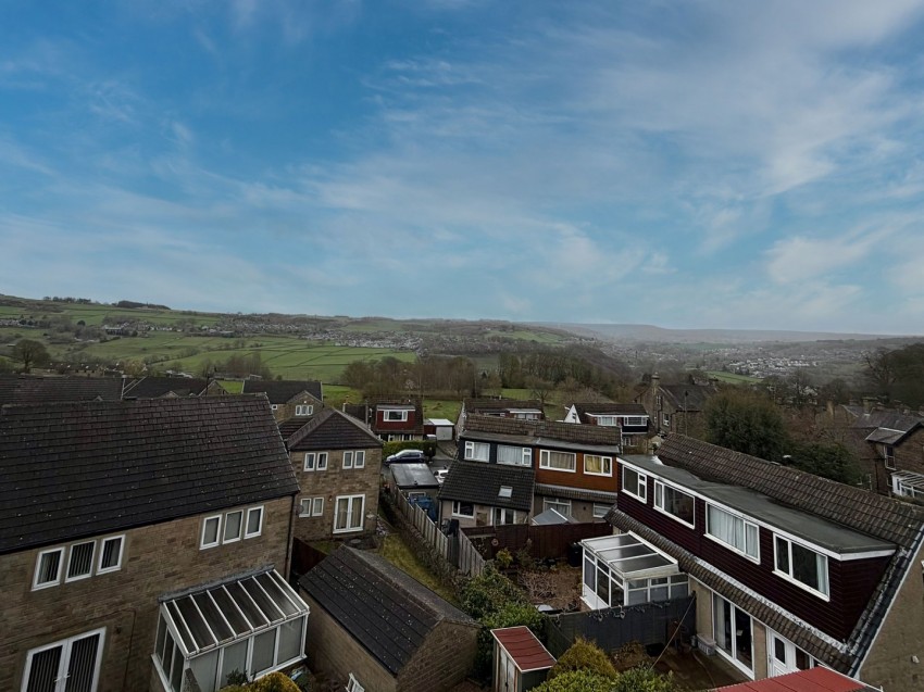 Images for Oakworth, Keighley, West Yorkshire EAID:3030449609 BID:4216801