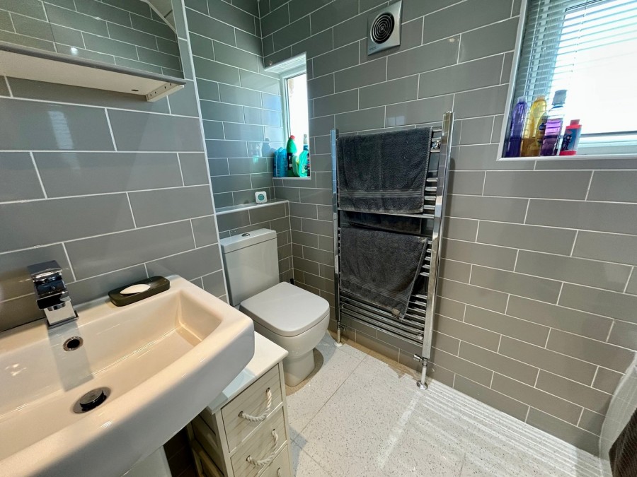 Images for Wilsden, Bradford, West Yorkshire EAID:3030449609 BID:4216801