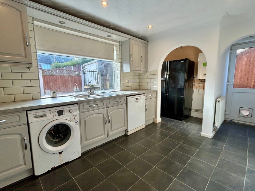 Images for Baildon, Shipley, West Yorkshire EAID:3030449609 BID:4216801