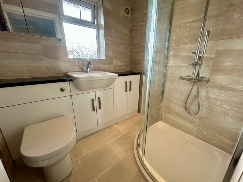 Images for Baildon, Shipley, West Yorkshire EAID:3030449609 BID:4216801