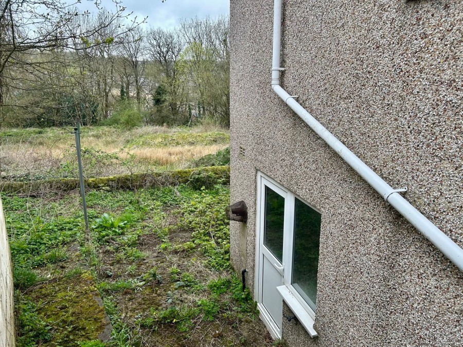 Images for Woodworth Grove, Keighley, West Yorkshire EAID:3030449609 BID:4216801