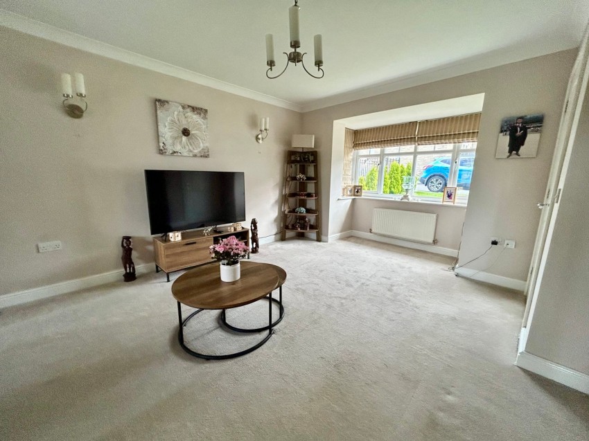 Images for Low Fell Close, Keighley, West Yorkshire EAID:3030449609 BID:4216801
