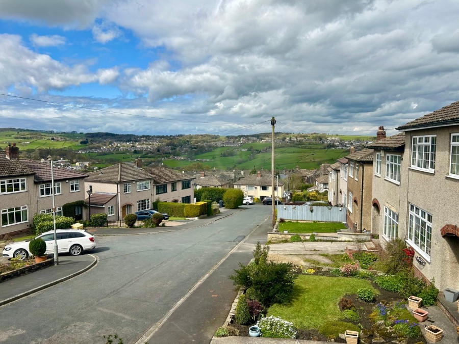 Images for Cross Roads, Keighley, West Yorkshire EAID:3030449609 BID:4216801