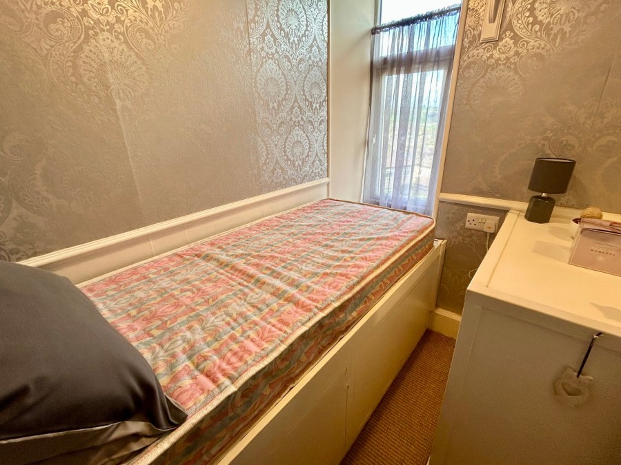 Images for Cross Roads, Keighley, West Yorkshire EAID:3030449609 BID:4216801