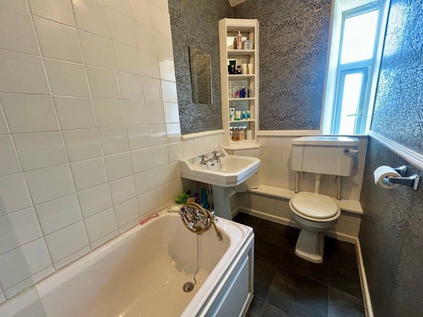 Images for Cross Roads, Keighley, West Yorkshire EAID:3030449609 BID:4216801