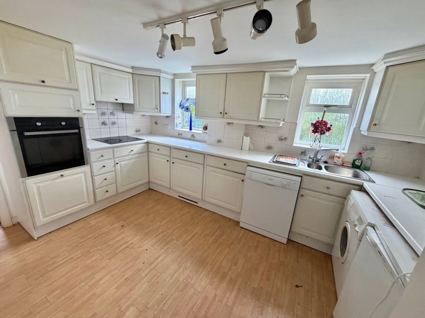 Images for High Spring Gardens Lane, Keighley, West Yorkshire EAID:3030449609 BID:4216801