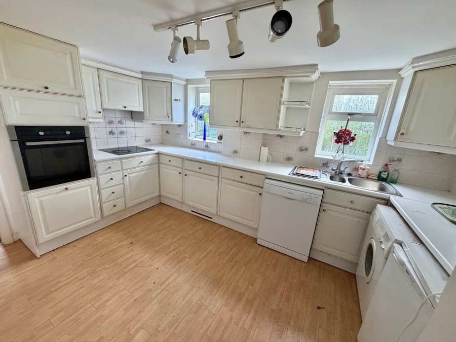 Images for High Spring Gardens Lane, Keighley, West Yorkshire EAID:3030449609 BID:4216801