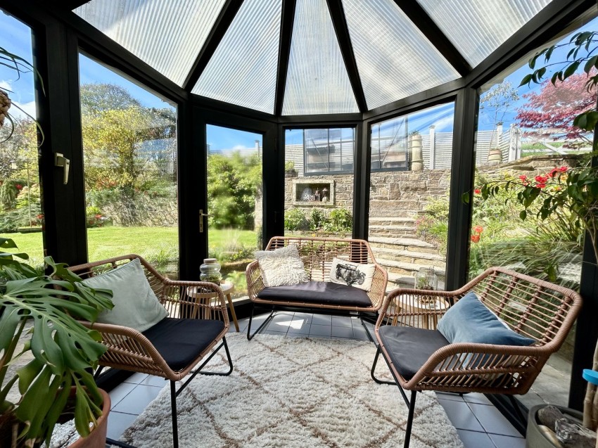 Images for Oakworth, Keighley, West Yorkshire EAID:3030449609 BID:4216801