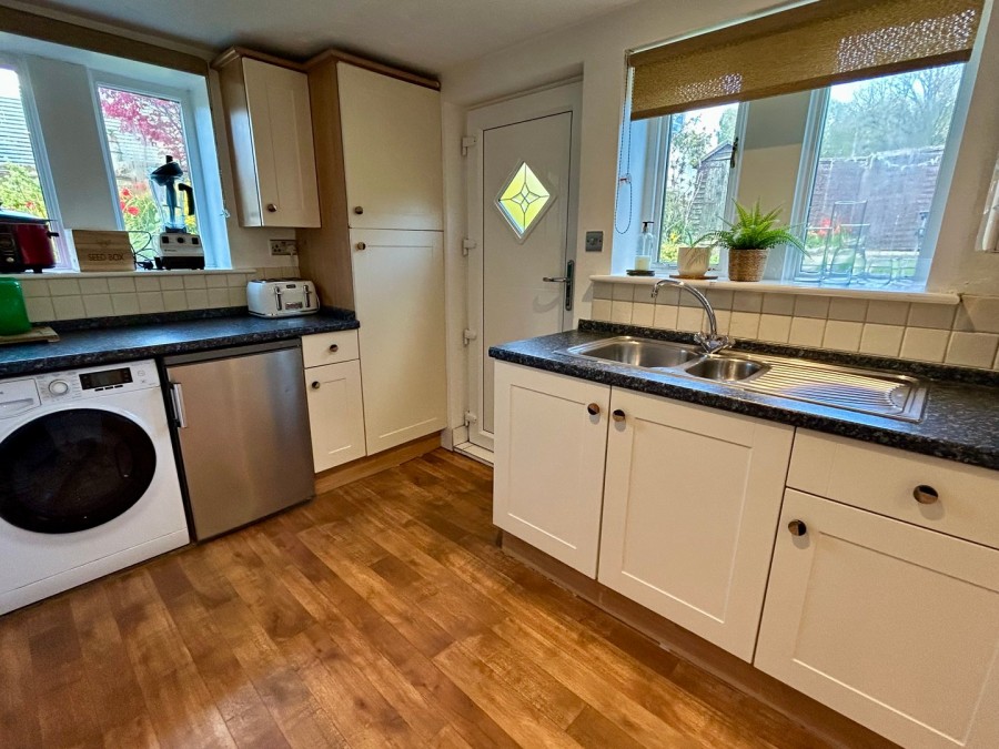 Images for Oakworth, Keighley, West Yorkshire EAID:3030449609 BID:4216801