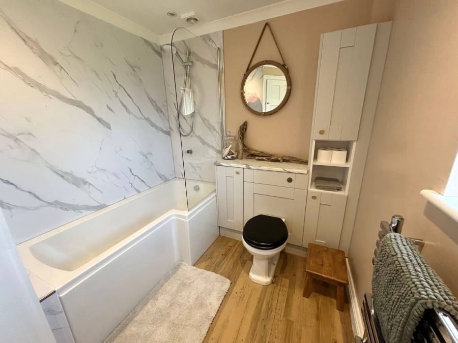 Images for Oakworth, Keighley, West Yorkshire EAID:3030449609 BID:4216801