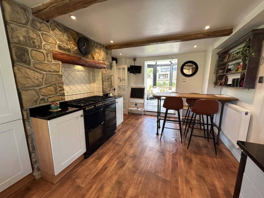 Images for Oakworth, Keighley, West Yorkshire EAID:3030449609 BID:4216801