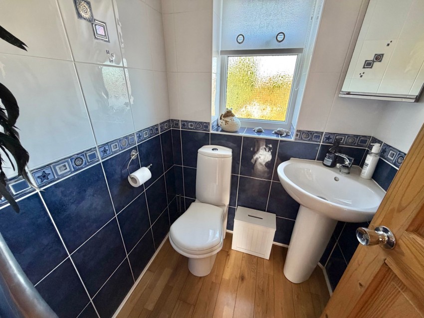 Images for Oakworth, Keighley, West Yorkshire EAID:3030449609 BID:4216801