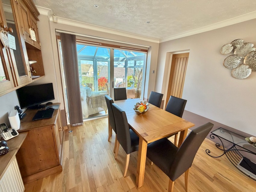 Images for Oakworth, Keighley, West Yorkshire EAID:3030449609 BID:4216801