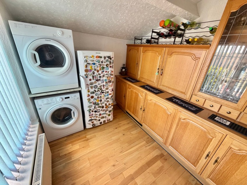 Images for Oakworth, Keighley, West Yorkshire EAID:3030449609 BID:4216801