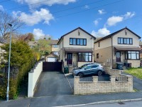 Images for The Oval, Bingley, West Yorkshire