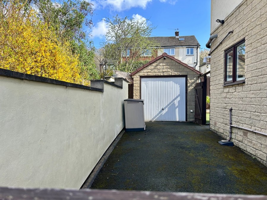 Images for The Oval, Bingley, West Yorkshire EAID:3030449609 BID:4216801