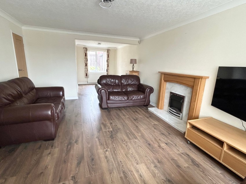 Images for The Oval, Bingley, West Yorkshire EAID:3030449609 BID:4216801