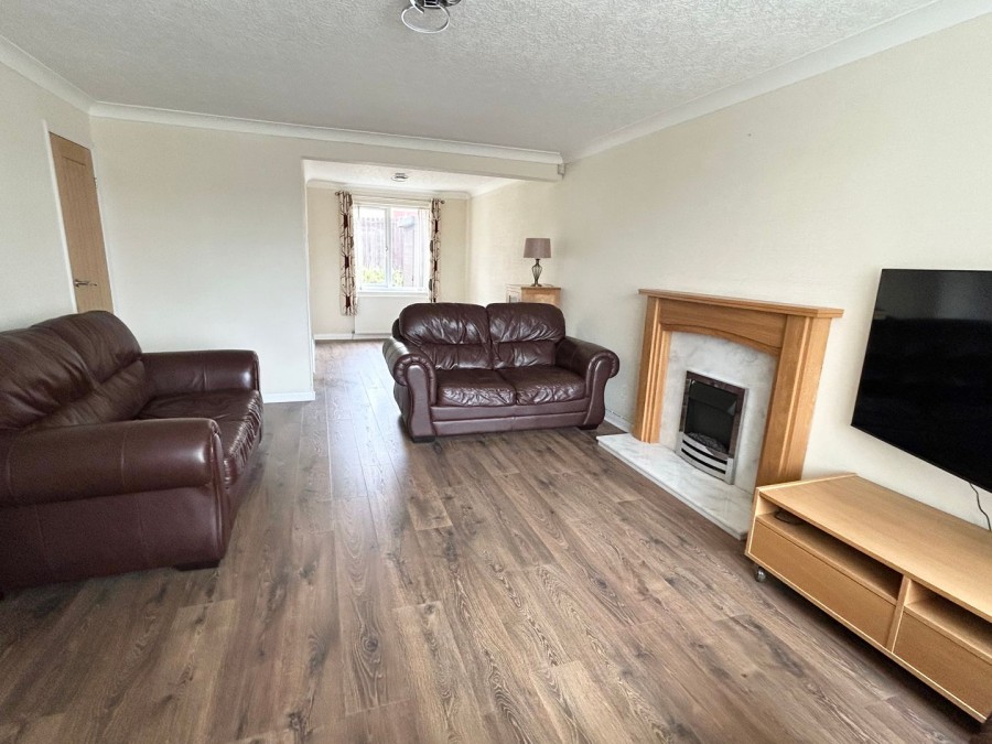 Images for The Oval, Bingley, West Yorkshire EAID:3030449609 BID:4216801