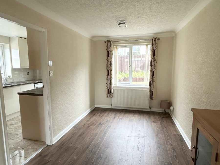 Images for The Oval, Bingley, West Yorkshire EAID:3030449609 BID:4216801