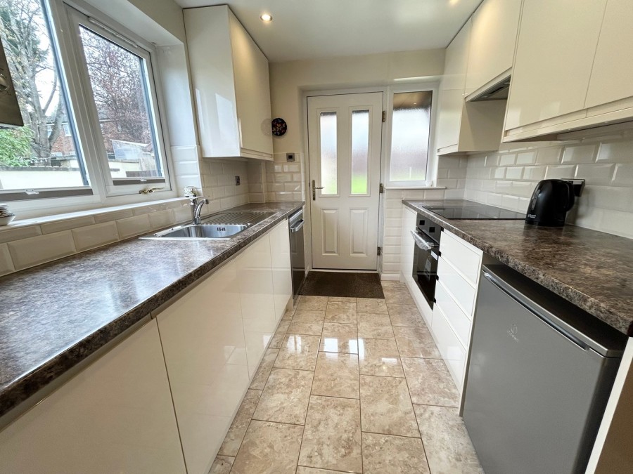 Images for The Oval, Bingley, West Yorkshire EAID:3030449609 BID:4216801