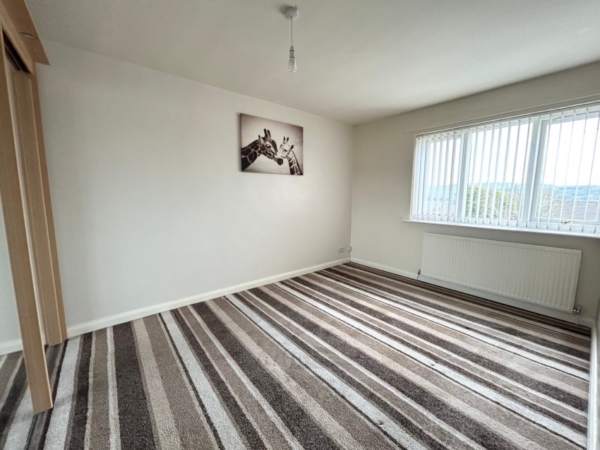 Images for The Oval, Bingley, West Yorkshire EAID:3030449609 BID:4216801