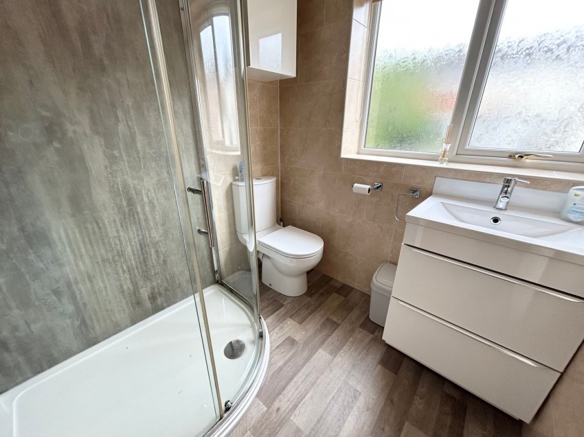 Images for The Oval, Bingley, West Yorkshire EAID:3030449609 BID:4216801