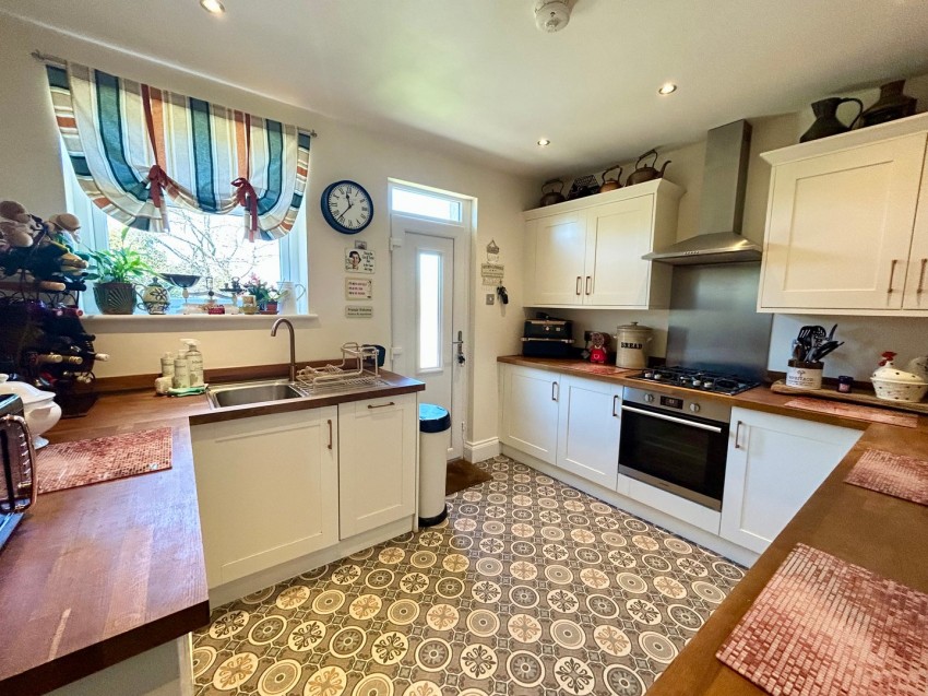 Images for Wilsden, Bradford, West Yorkshire EAID:3030449609 BID:4216801