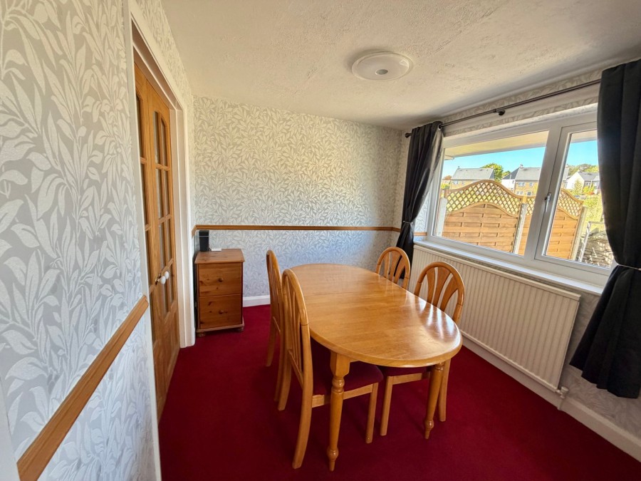 Images for Oakworth, Keighley, West Yorkshire EAID:3030449609 BID:4216801