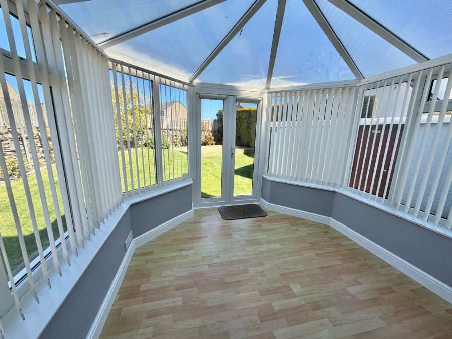 Images for Oakworth, Keighley, West Yorkshire EAID:3030449609 BID:4216801