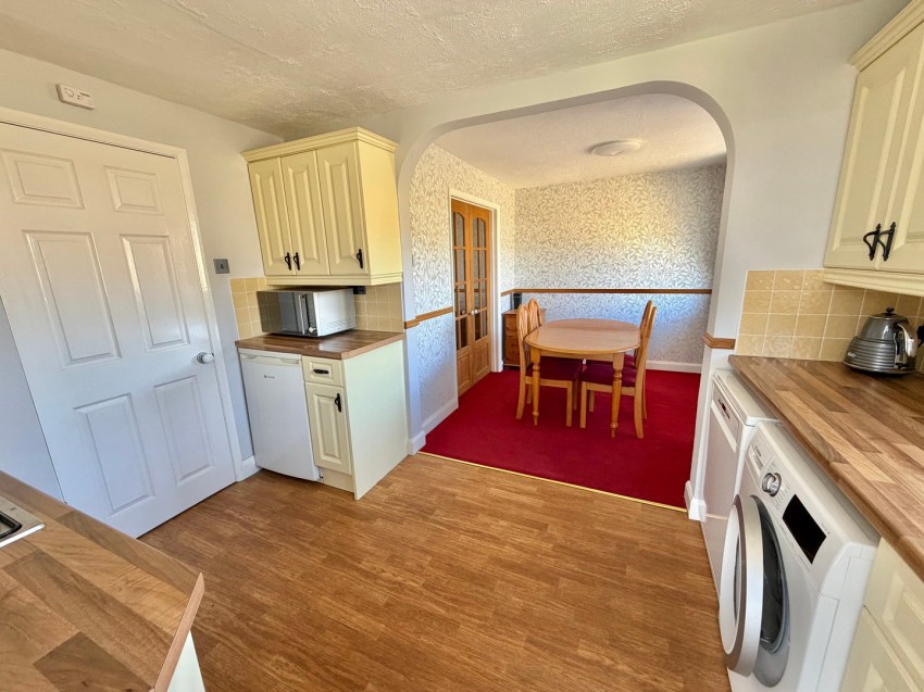 Images for Oakworth, Keighley, West Yorkshire EAID:3030449609 BID:4216801