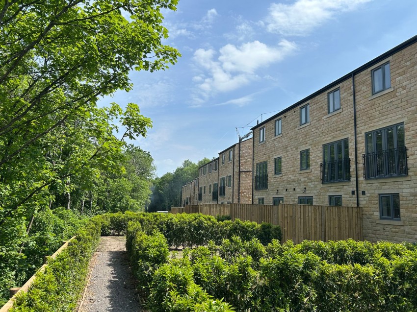 Images for Off Raglan Street, Keighley, West Yorkshire EAID:3030449609 BID:4216801