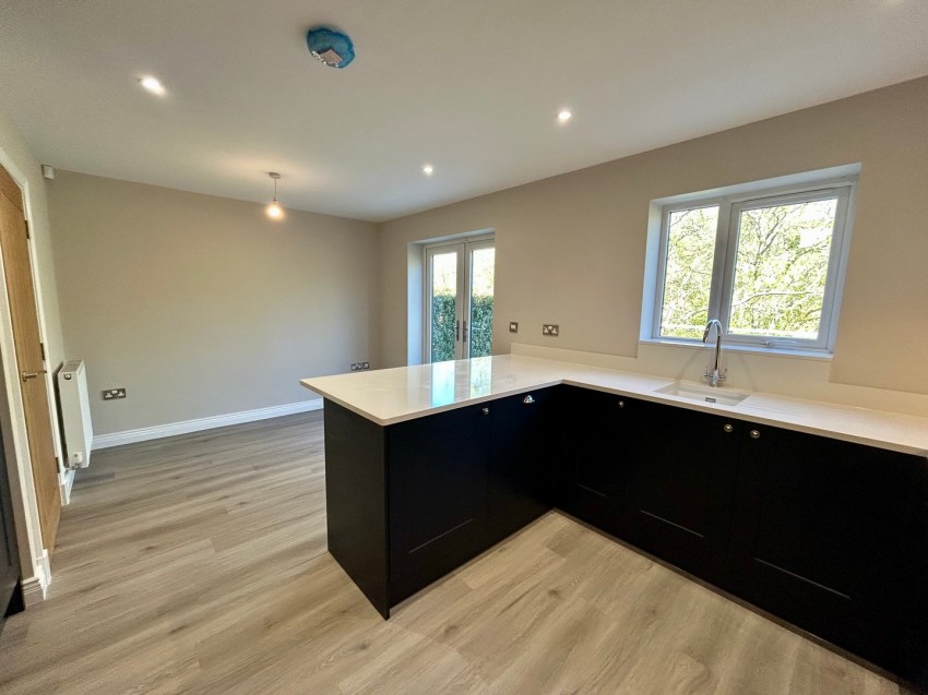 Images for Off Raglan Street, Keighley, West Yorkshire EAID:3030449609 BID:4216801