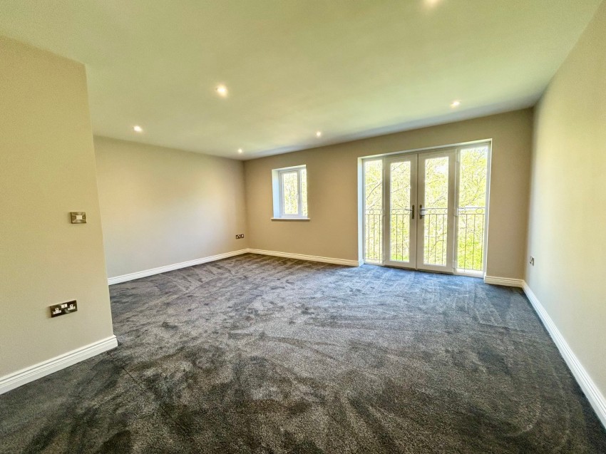 Images for Off Raglan Street, Keighley, West Yorkshire EAID:3030449609 BID:4216801