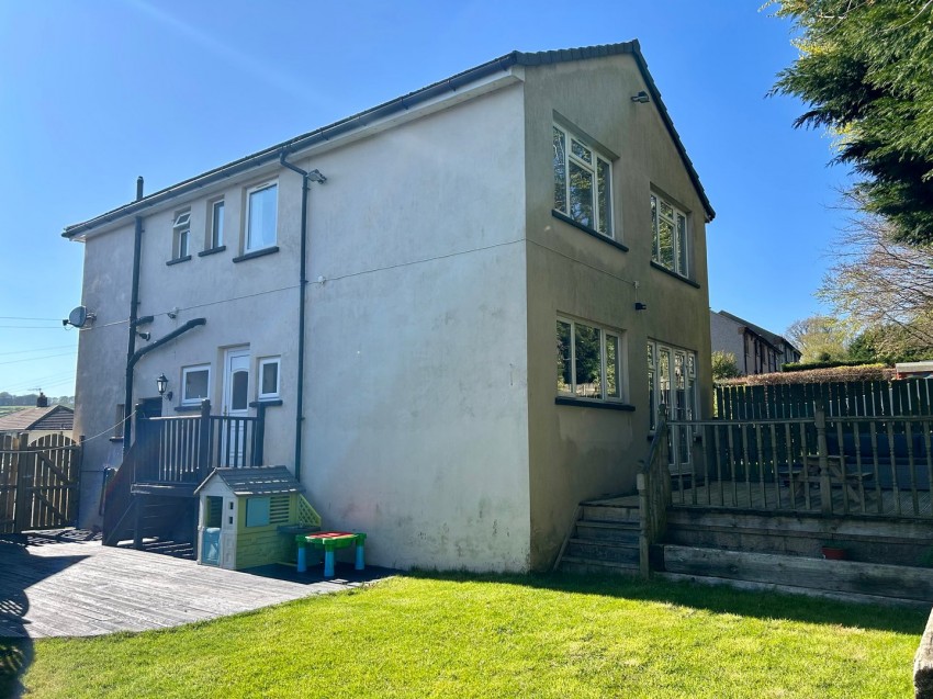 Images for Oakworth, Keighley, West Yorkshire EAID:3030449609 BID:4216801
