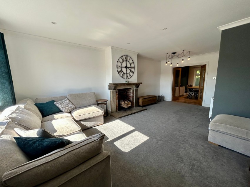 Images for Oakworth, Keighley, West Yorkshire EAID:3030449609 BID:4216801