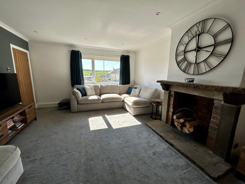 Images for Oakworth, Keighley, West Yorkshire EAID:3030449609 BID:4216801