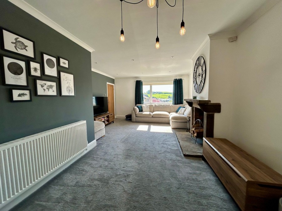 Images for Oakworth, Keighley, West Yorkshire EAID:3030449609 BID:4216801