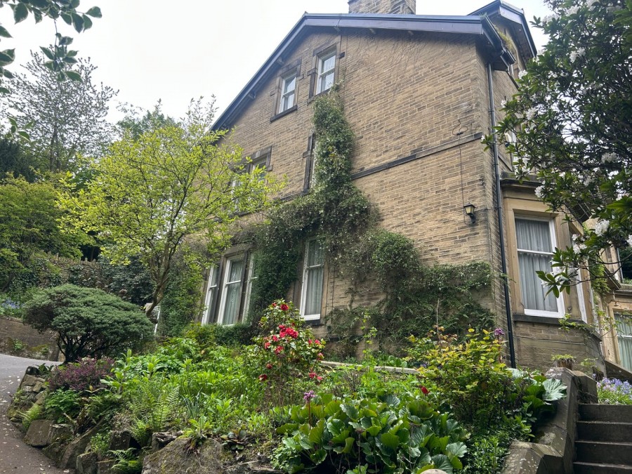 Images for Utley, Keighley, West Yorkshire EAID:3030449609 BID:4216801