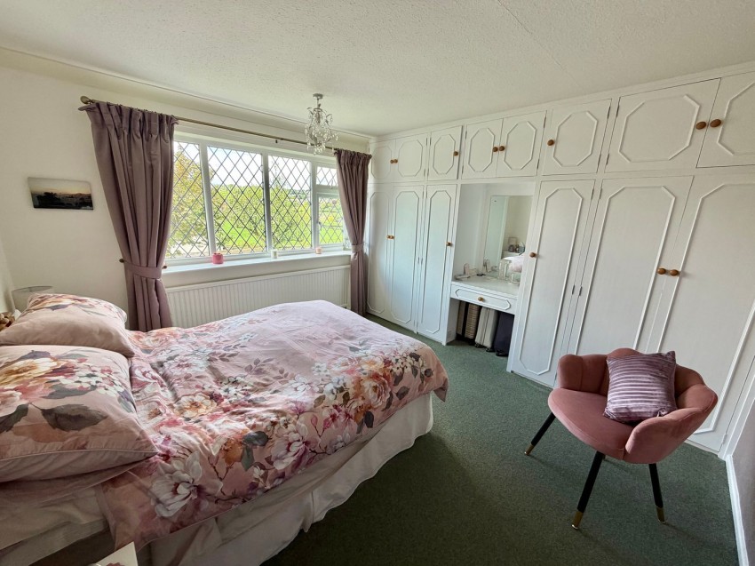 Images for Cross Roads, Keighley, West Yorkshire EAID:3030449609 BID:4216801