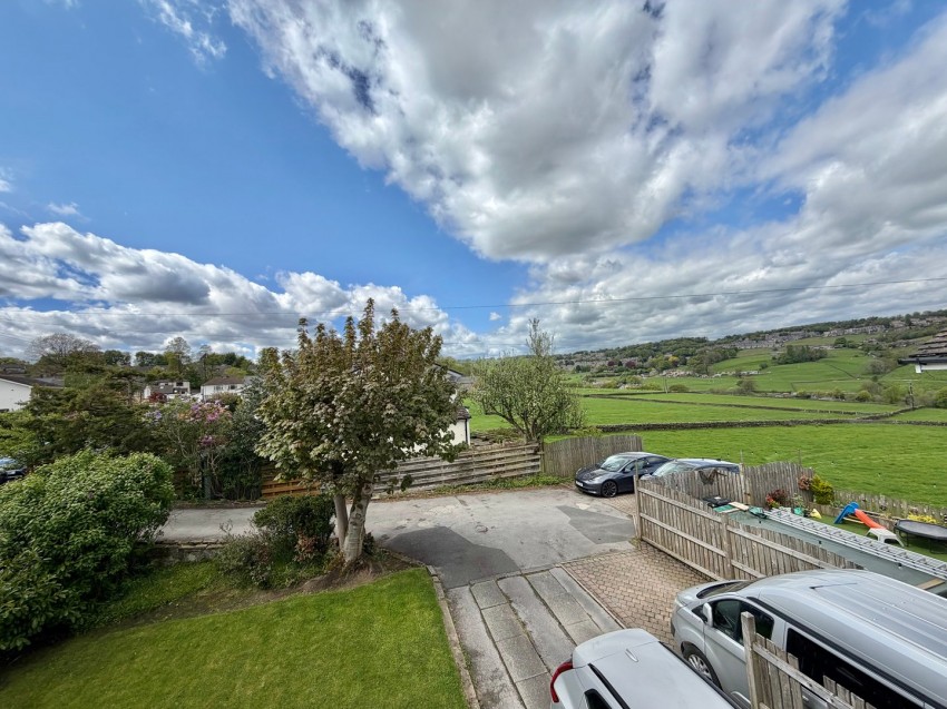Images for Cross Roads, Keighley, West Yorkshire EAID:3030449609 BID:4216801