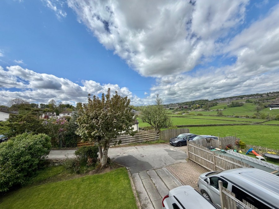 Images for Cross Roads, Keighley, West Yorkshire EAID:3030449609 BID:4216801