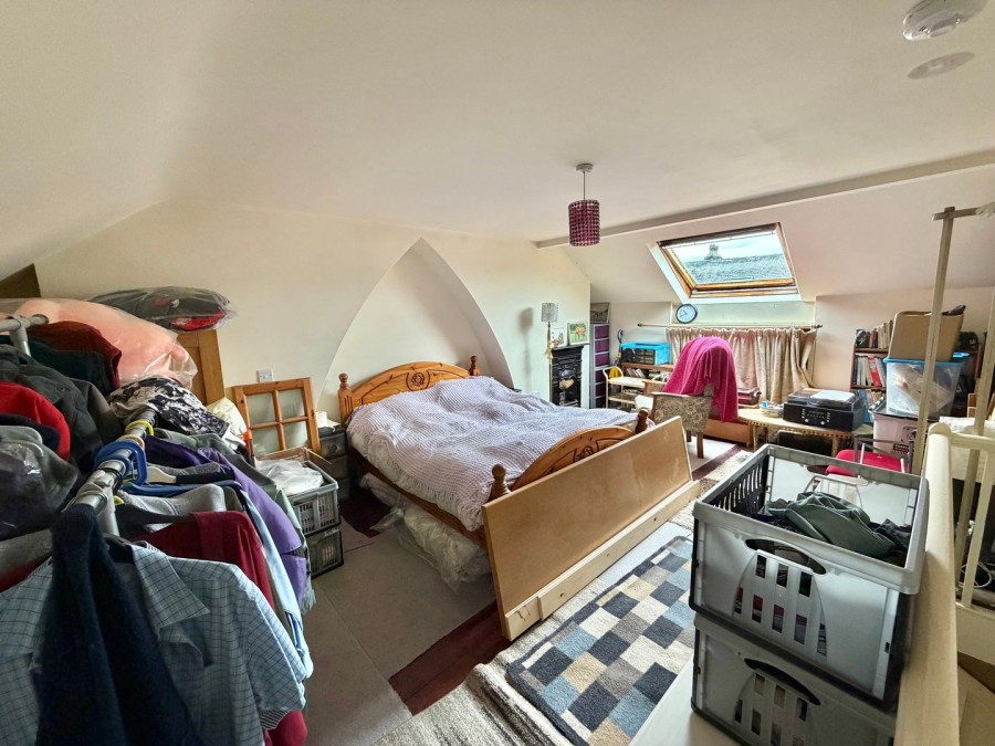 Images for Bradford Road, Keighley, West Yorkshire EAID:3030449609 BID:4216801